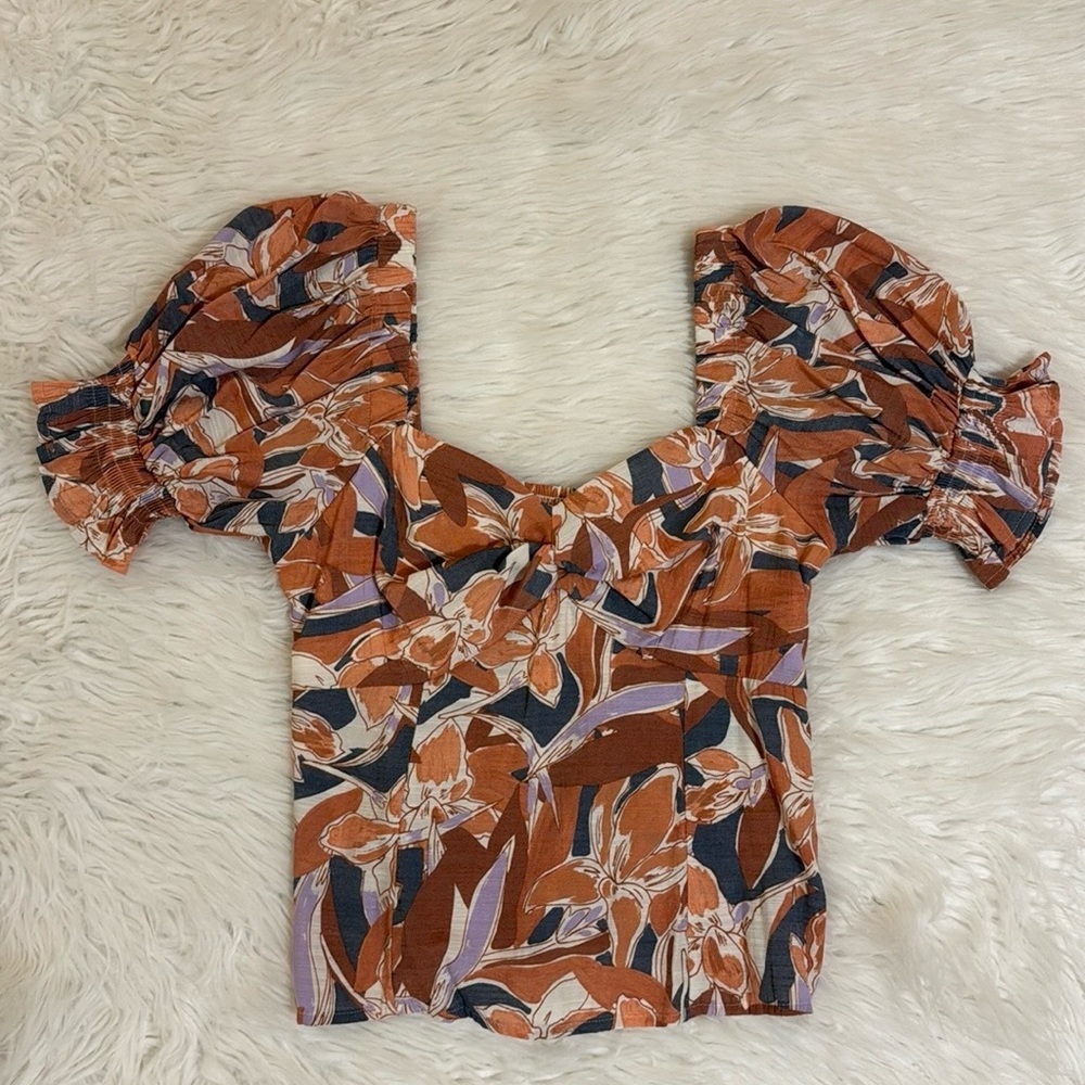 Nine West Blouse size medium floral